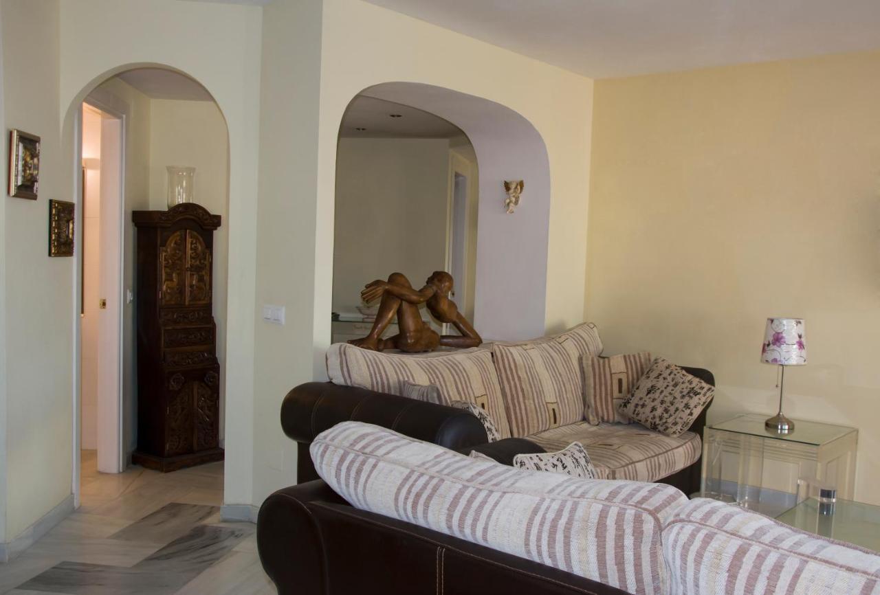 בנאלמדנה Magnificent Port-Beach 5* Luxury Residence מראה חיצוני תמונה