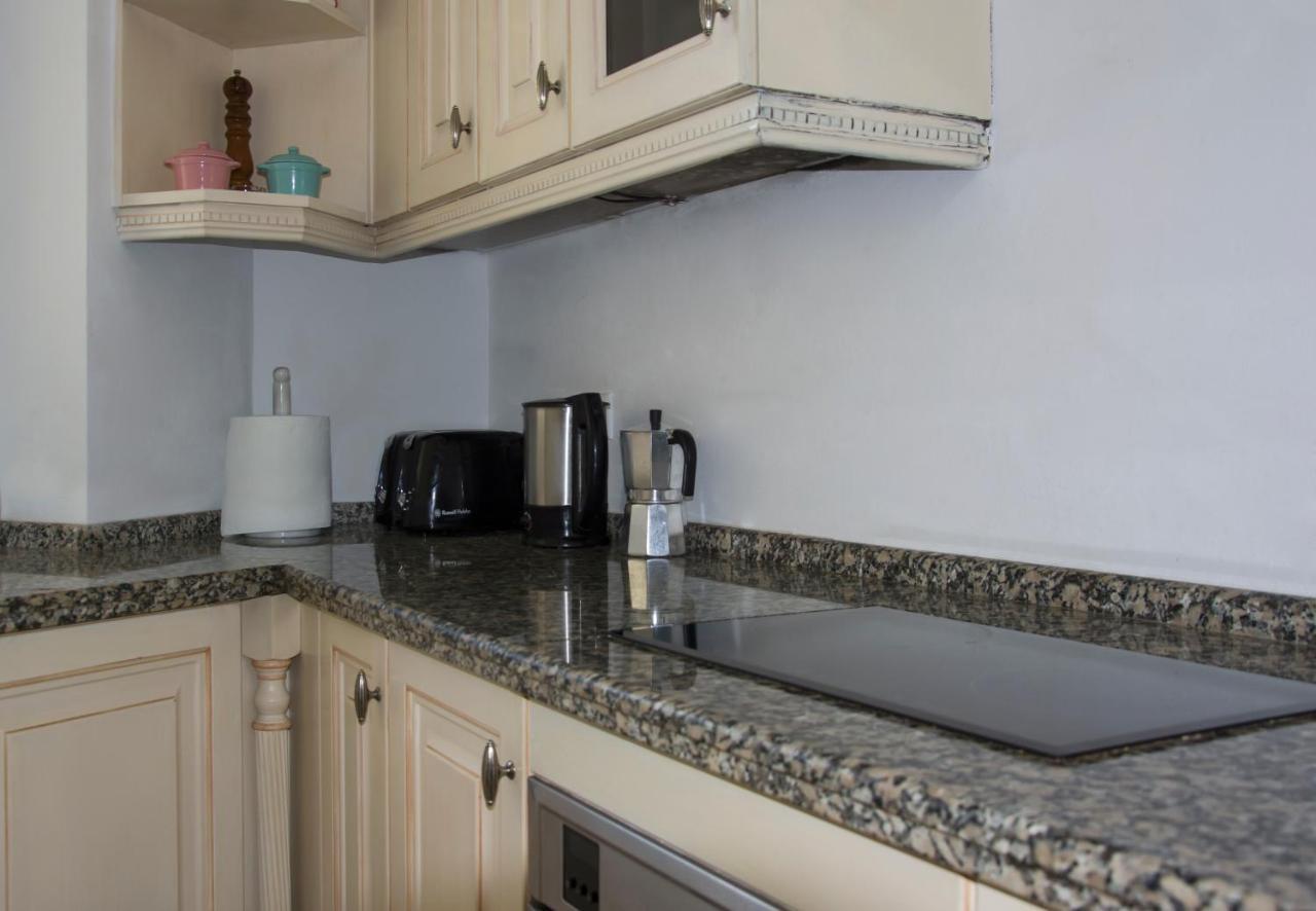 בנאלמדנה Magnificent Port-Beach 5* Luxury Residence מראה חיצוני תמונה